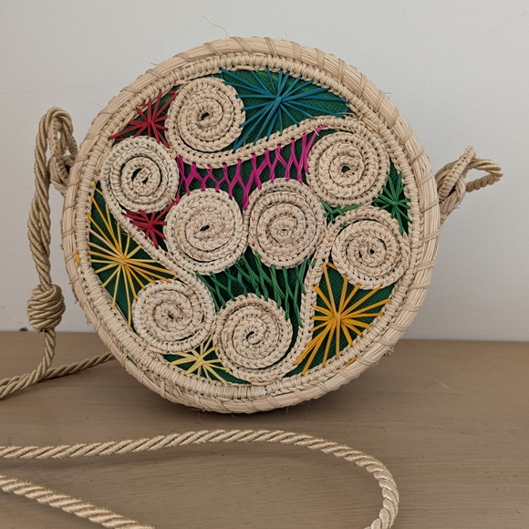 Boho Rattan Round Crossbody Shoulder Bag - Colorful Woven Purse Handcrafted NEW - Picture 1 of 10